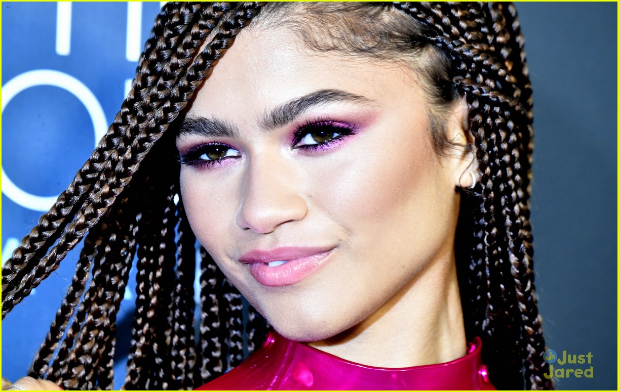 Zendaya Details How She Connected To Rue For 'Euphoria' | Photo 1282605 ...