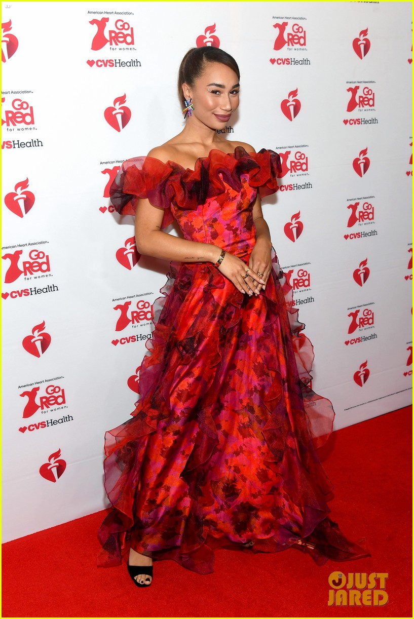 Bailee Madison & Laura Marano Walk the Runway for the American Heart