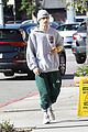 justin bieber keeps stopping by the studio 05
