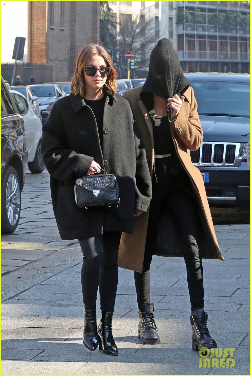 Cara Delevingne Goes Shopping with Ashley Benson in Milan | Photo