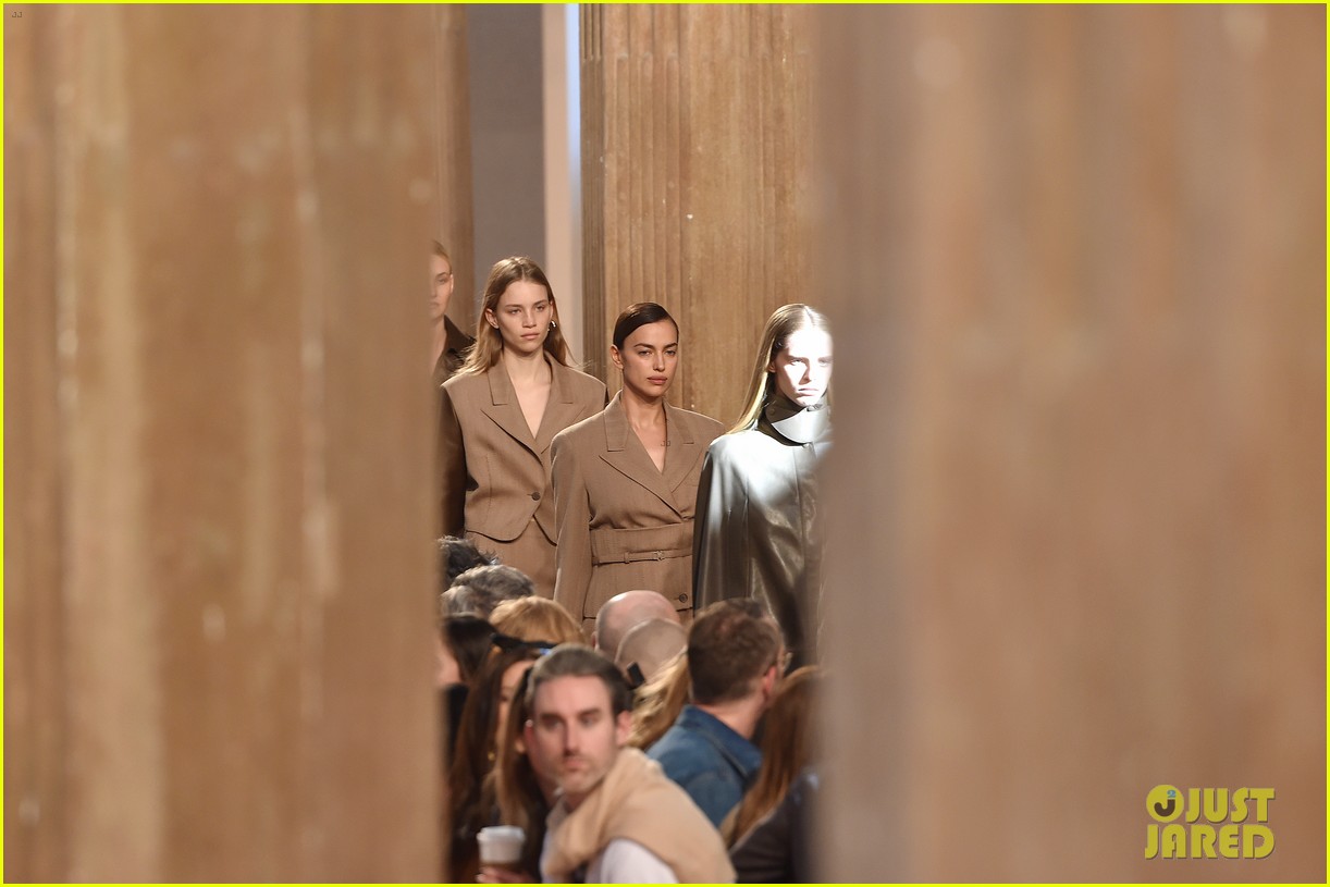 ferragamo milan show 02