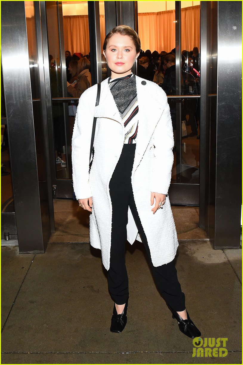 gigi hadid kaia gerber doutzen kroes proenza show nyfw 11