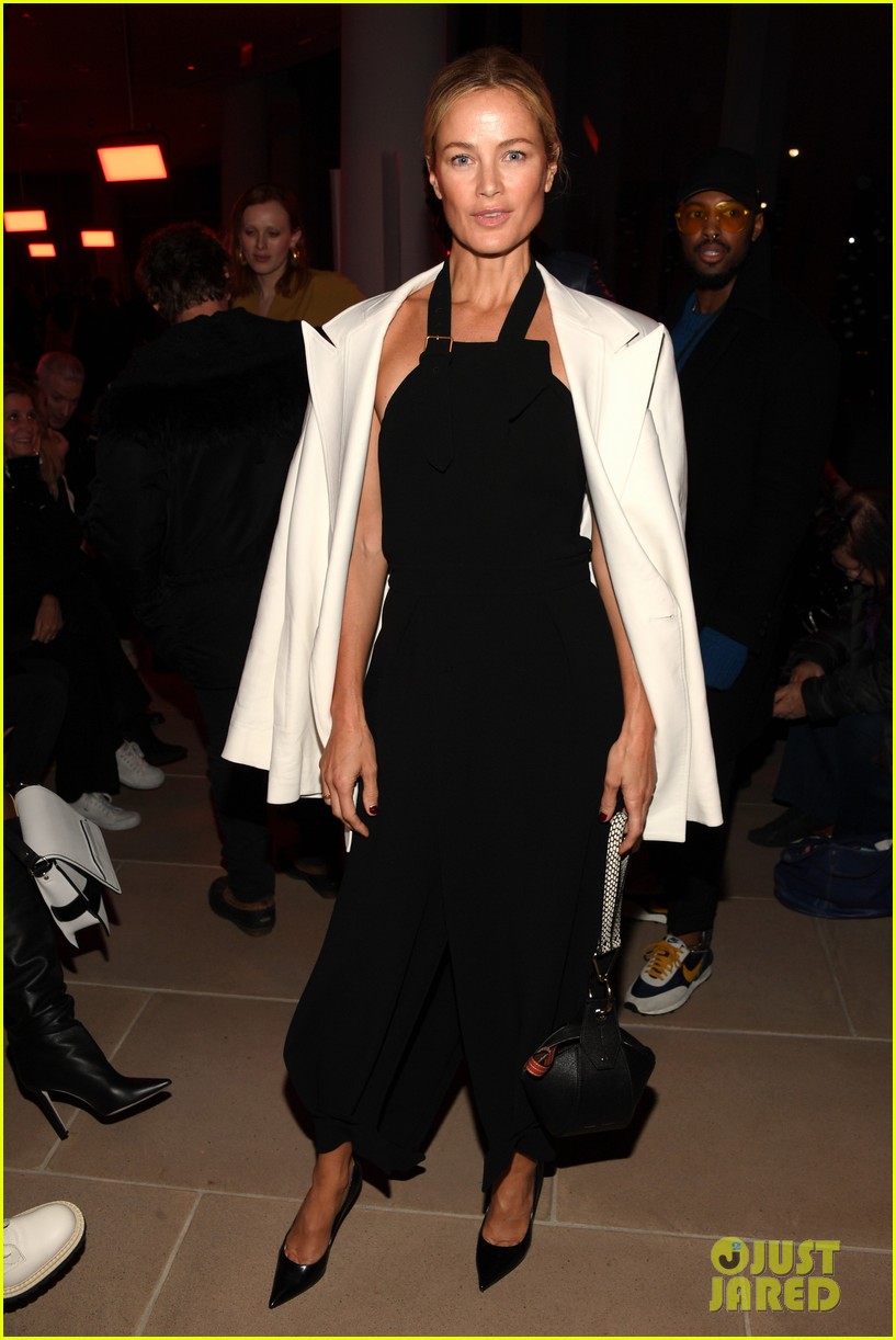 gigi hadid kaia gerber doutzen kroes proenza show nyfw 20