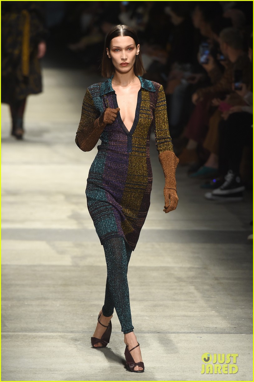 irina shayk gigi hadid bella hadid missoni boss show milan 19