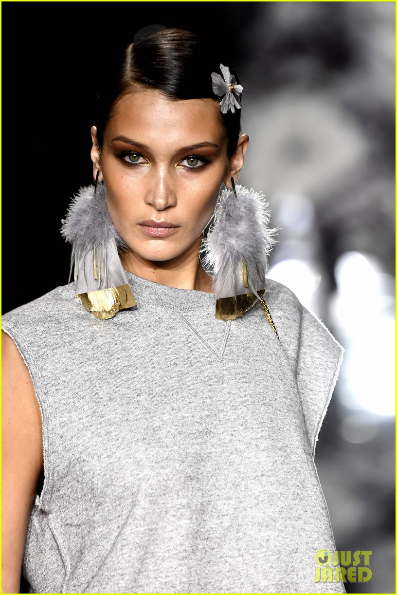 Full Sized Photo of kendall jenner gigi hadid bella hadid tom ford show
