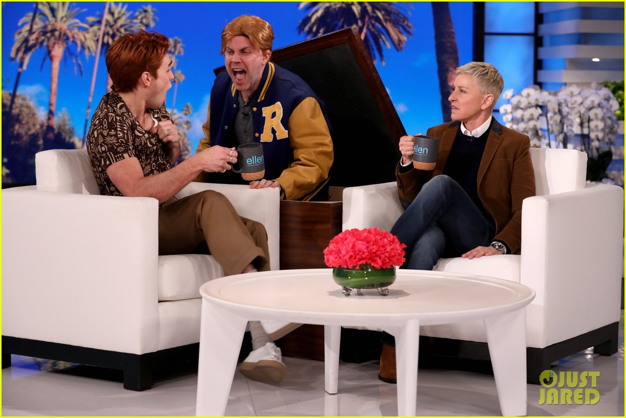 kj apa gets scared by his riverdale character archie on the ellen show 05