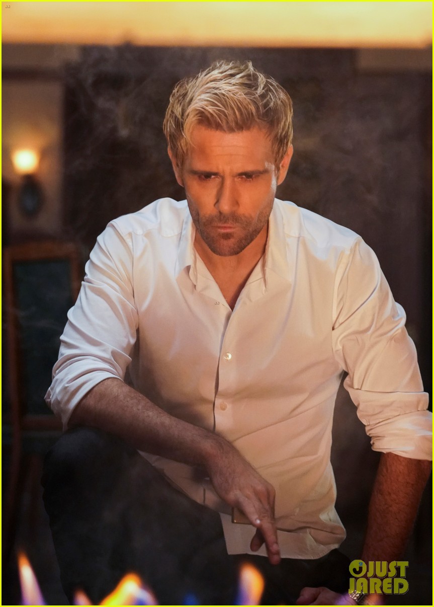 the legends find a new encore on tonights legends of tomorrow 12