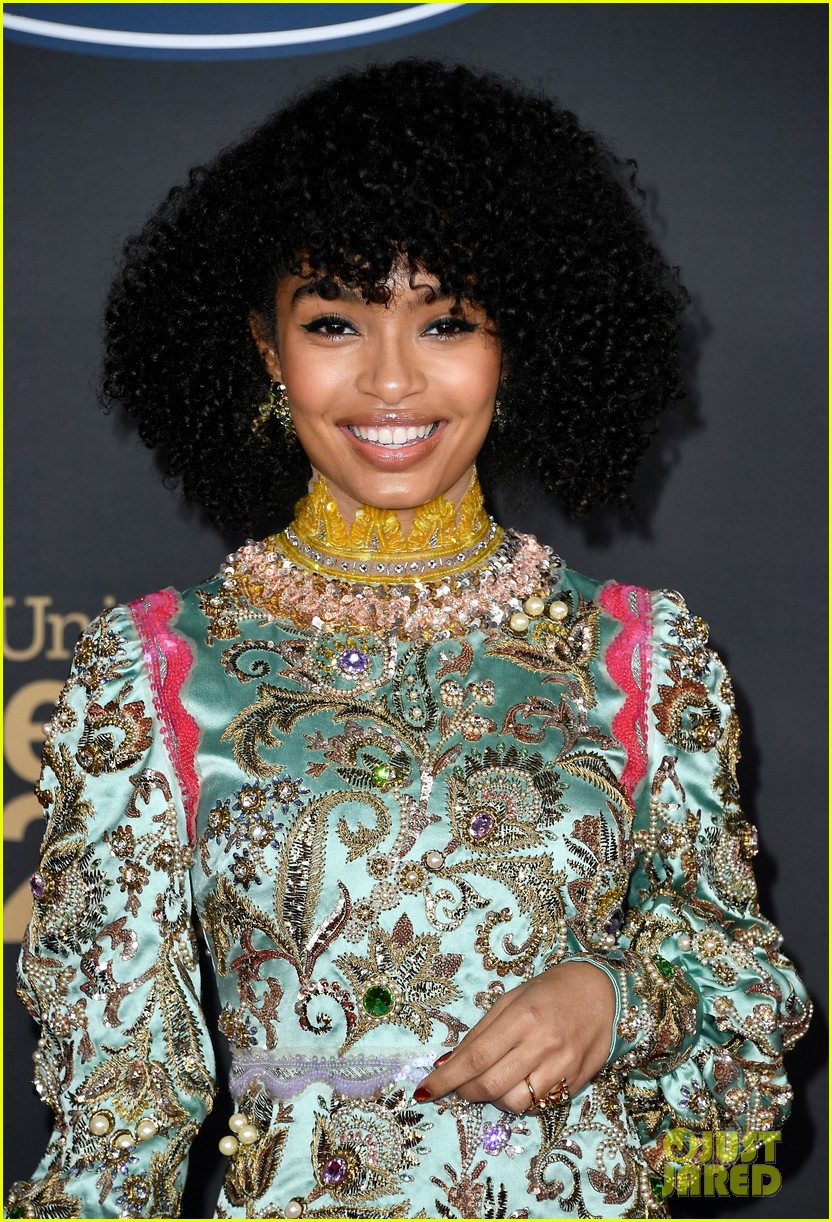 johnson sisters yara shahidi marsai martin share cute moment at naacp image awards 2020 19