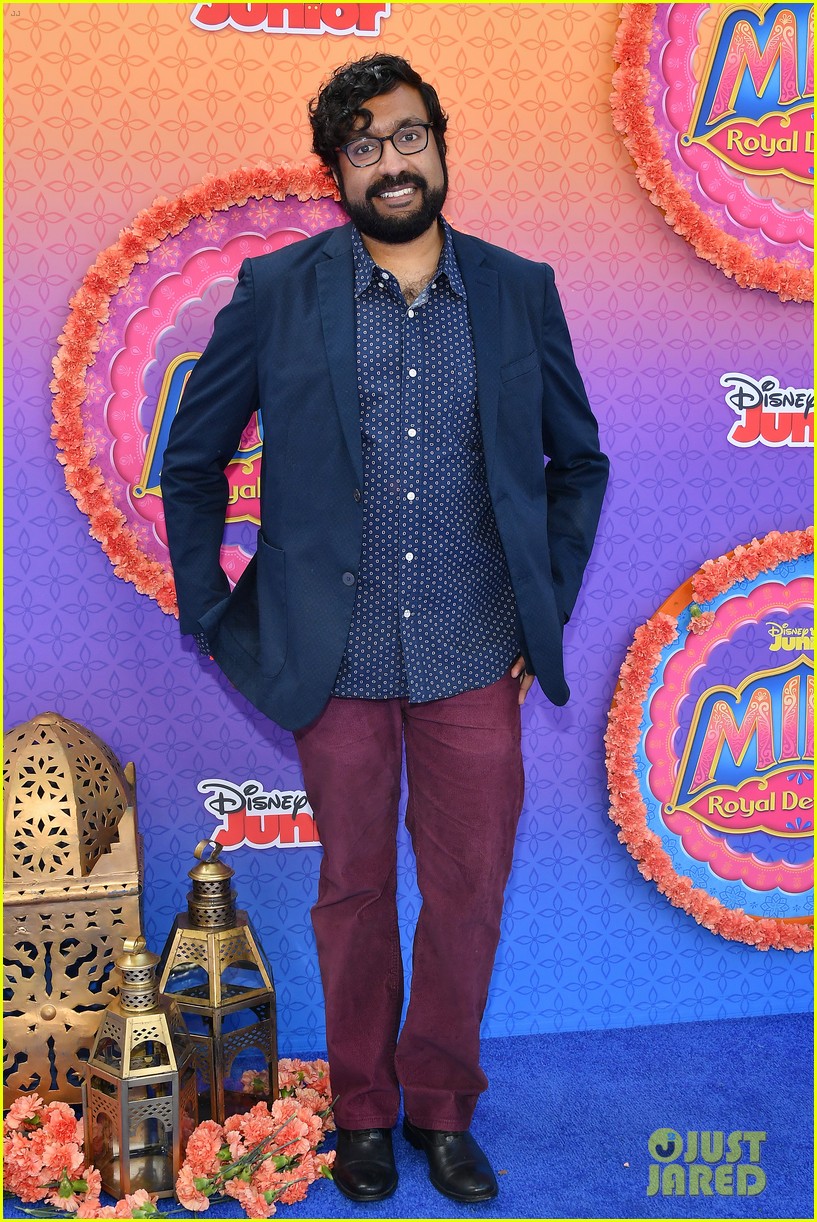 karan brar premieres new show mira royal detective 08