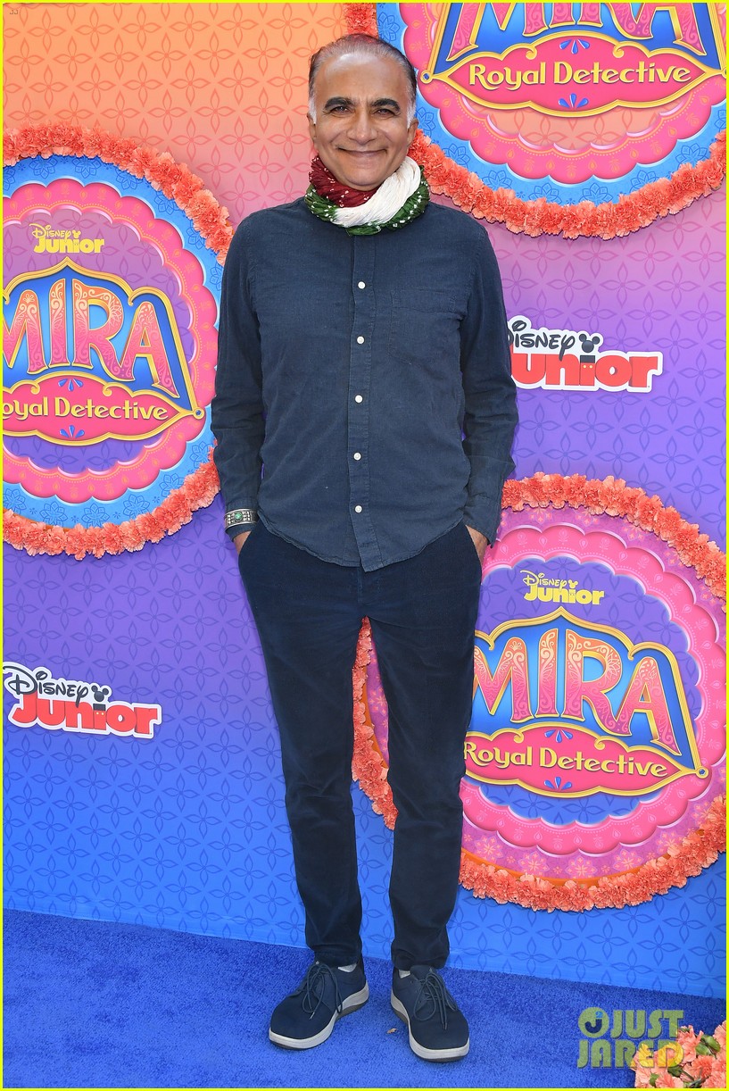 karan brar premieres new show mira royal detective 18