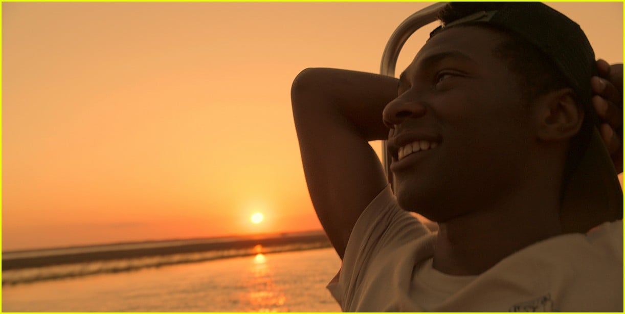 Netflix Debuts First 'Outer Banks' Trailer Watch Now! Photo 1292060