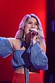 samantha howell joins team kelly on the voice 03