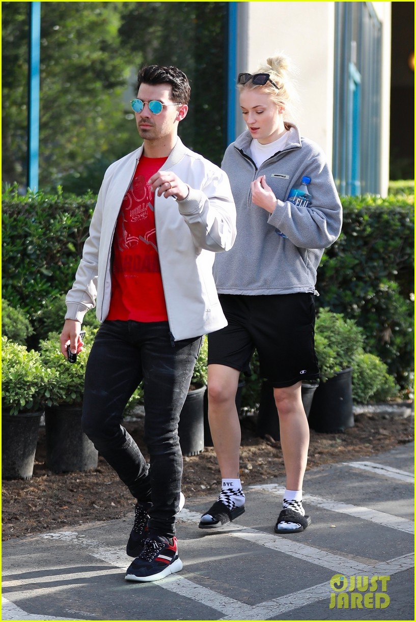 Joe Jonas Joins Wife Sophie Turner for Casual Thursday Outing | Photo