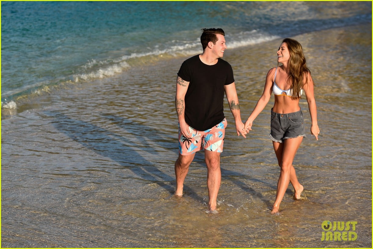 maddie tae taylor dye honeymoon photos 01