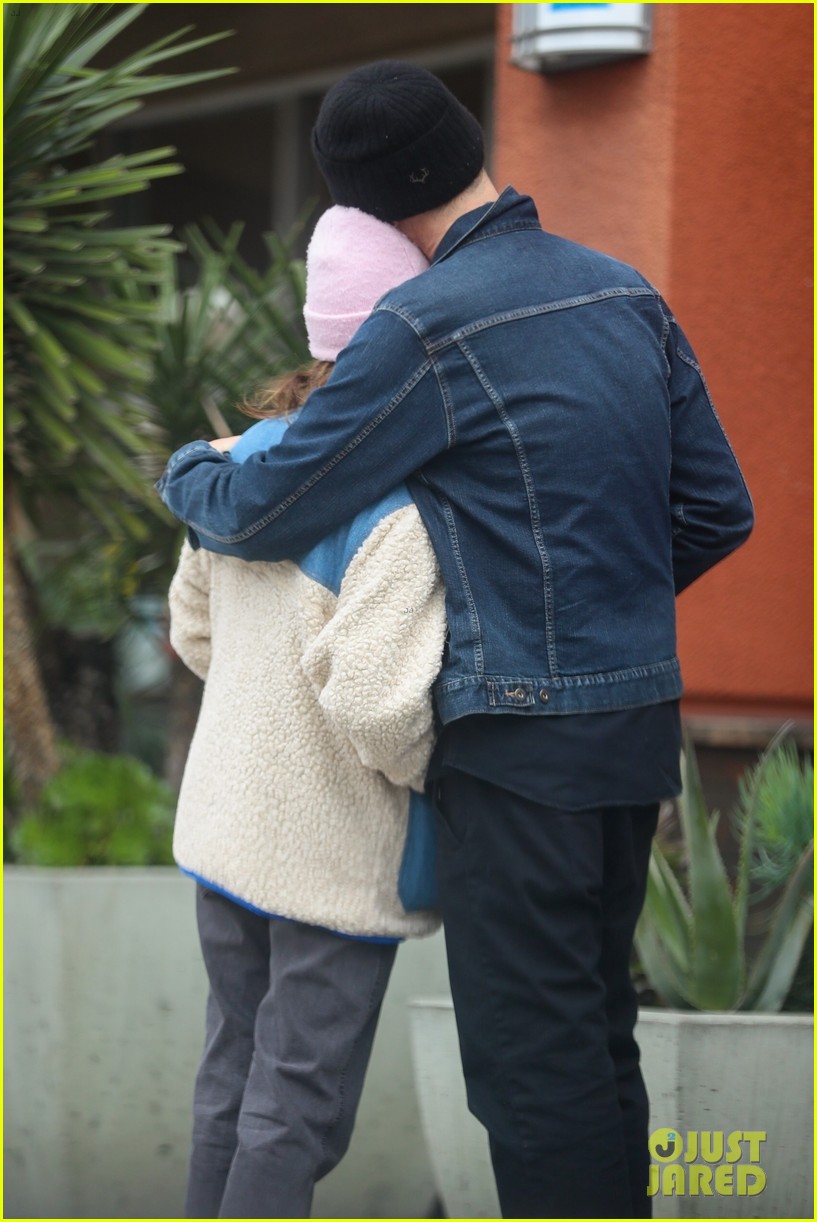 ashley tisdale christopher french leave grocery empty handed 03