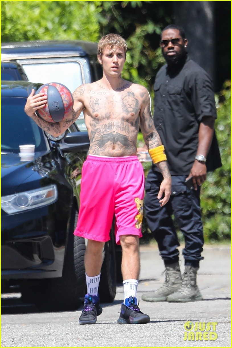 Justin Hailey Bieber Enjoy A Fun Day In The Sun Over Memorial Day Weekend Photo 1294241 Hailey Baldwin Justin Bieber Pictures Just Jared Jr