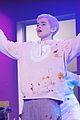 belieber kate godfrey stars as justin bieber in yummy parody on all that 02