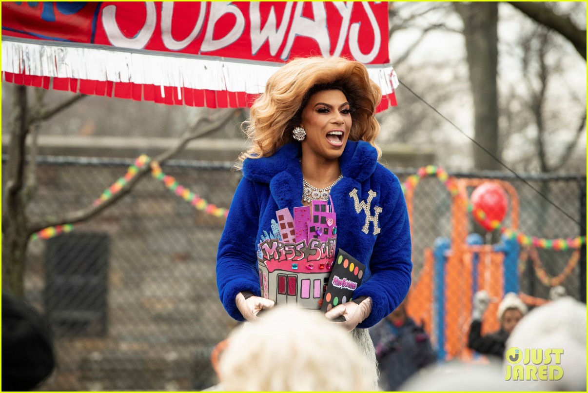 mark consuelos shangela guest star on katy keene season finale 05