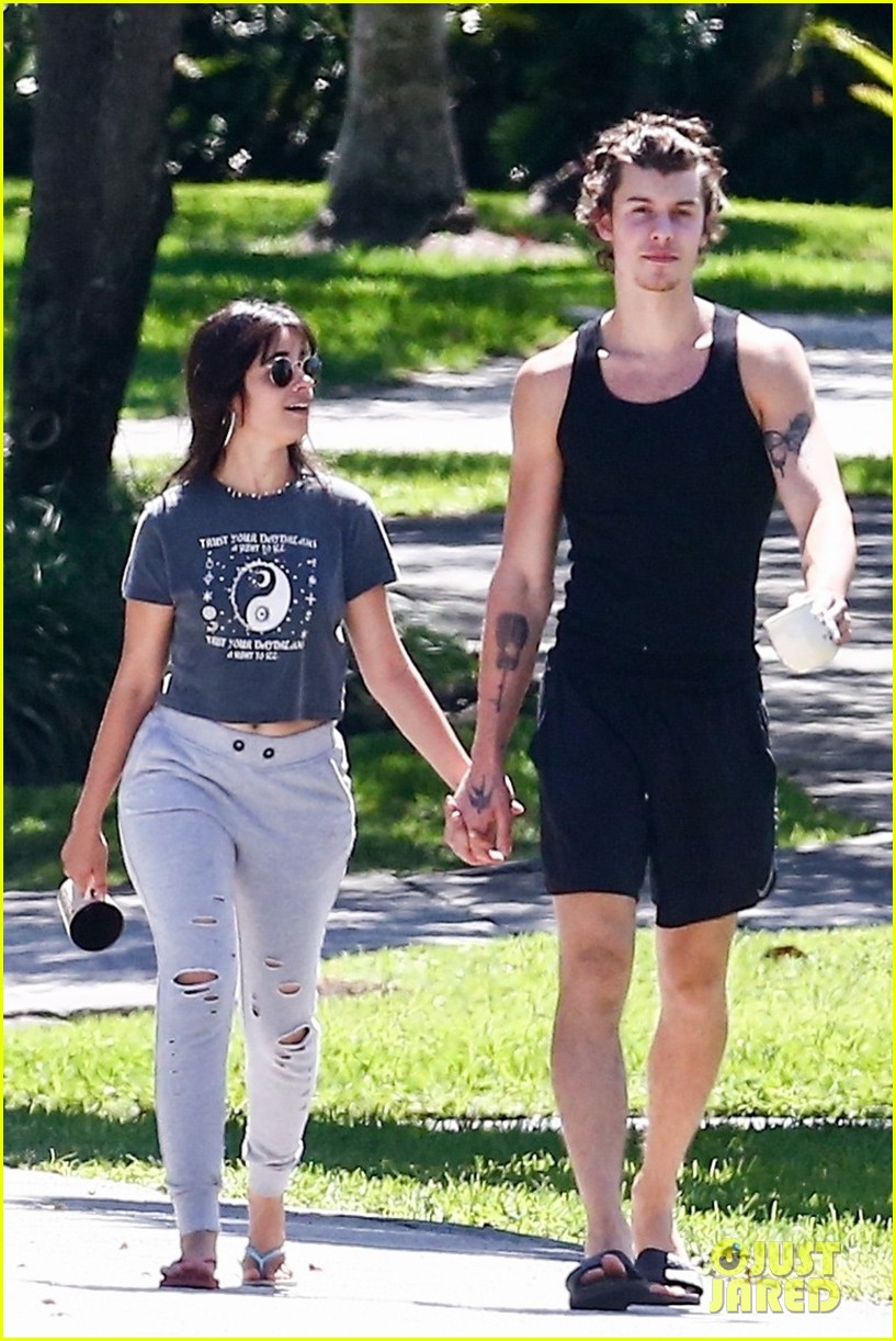 See the Latest Shawn Mendes & Camila Cabello Walking Photos! Photo