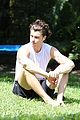shawn mendes spends some time soaking up the sun 05