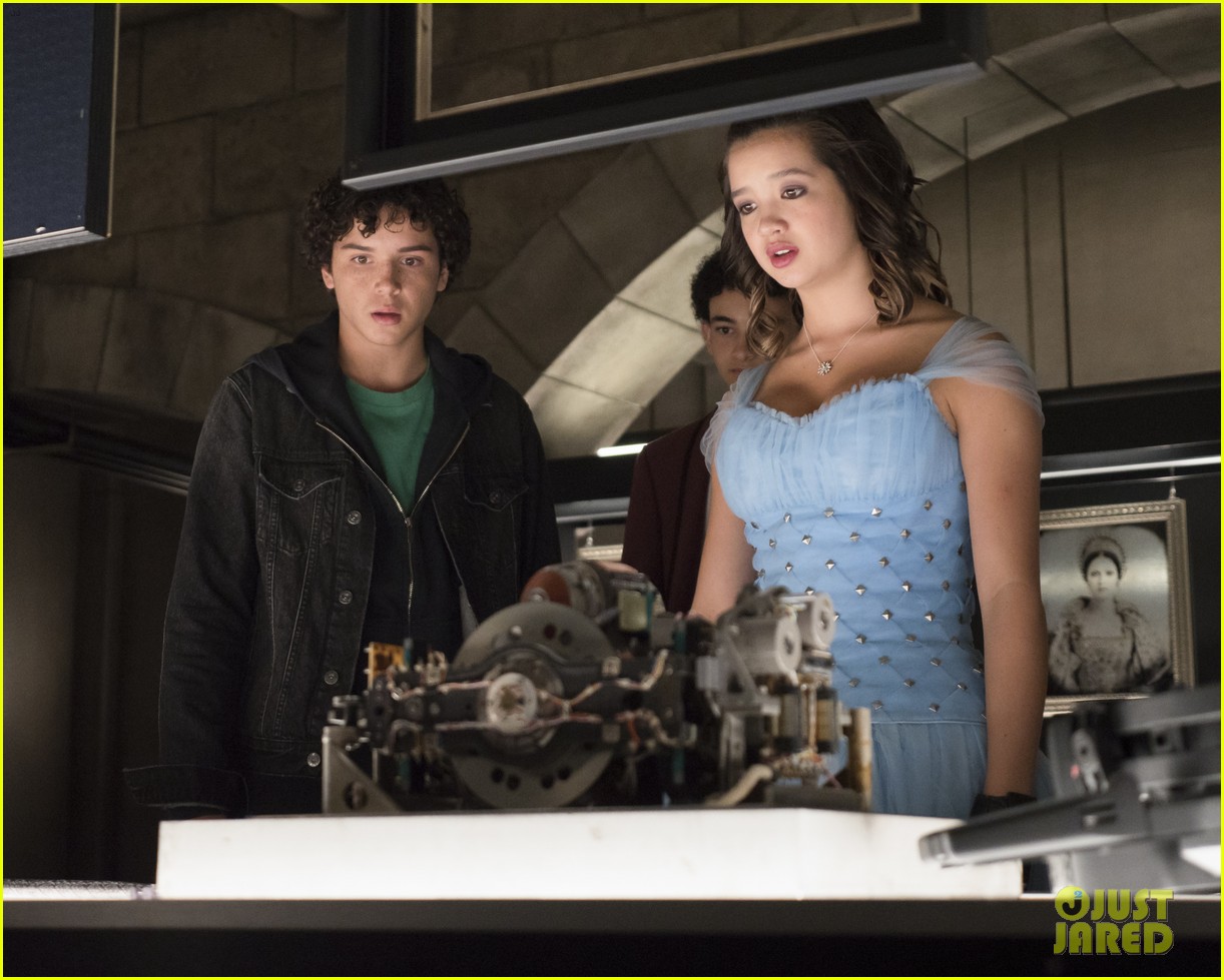 disney plus unveils secret society of second born royals trailer rrelease date 05.