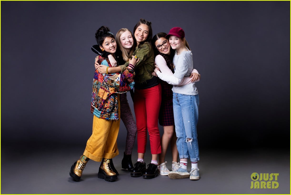 the babysitters club is back with new series on netflix watch trailer 08