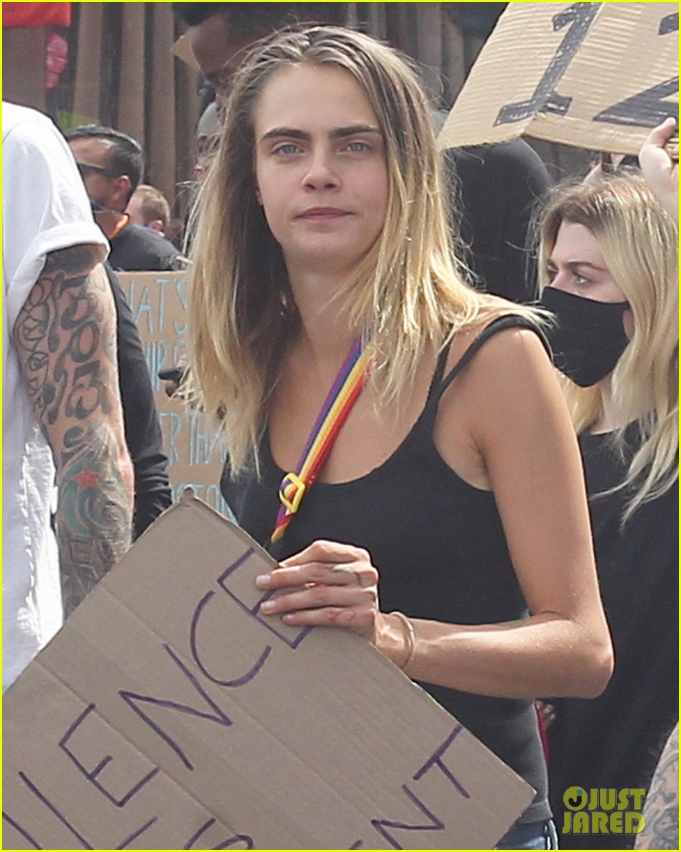 Cara Delevingne Shows Her Support at Black Lives Matter Protest | Photo