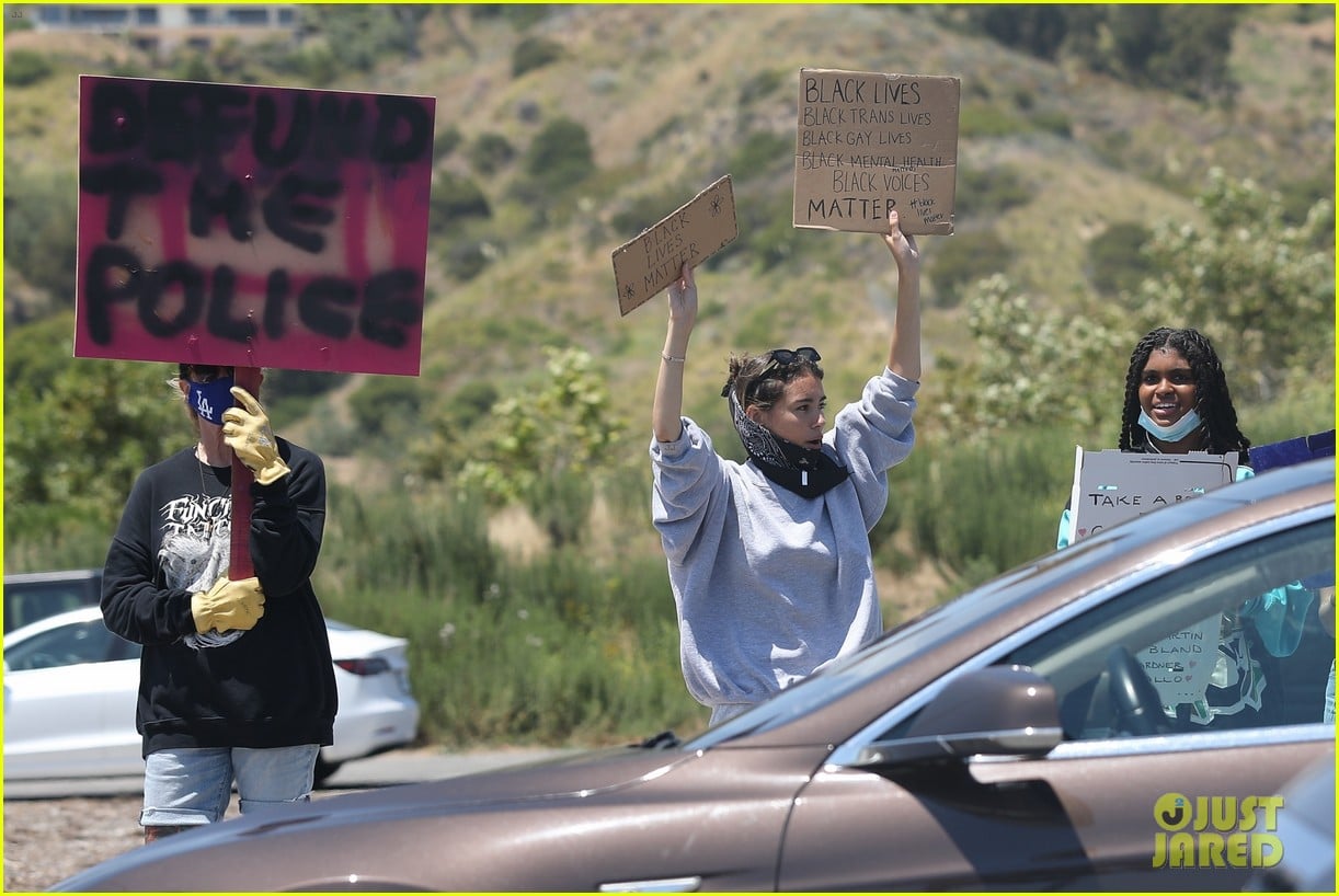 victoria justice sister madison join protests in los angeles 02