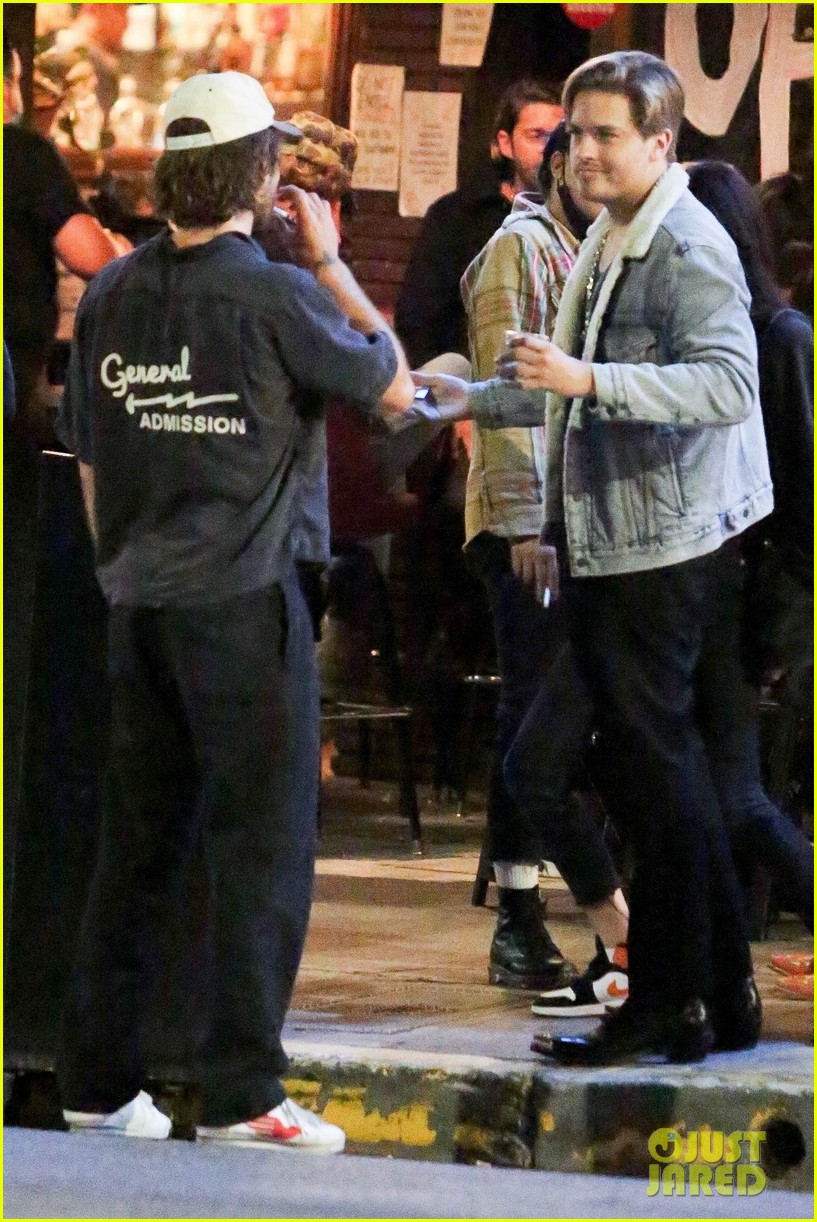 kj apa dylan sprouse barbara palvin grab dinner 10