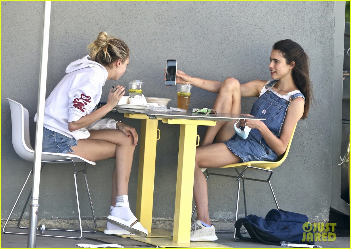 Cara Delevingne Grabs Lunch with Her BFF Margaret Qualley Photo 1295826 Photo Gallery Just