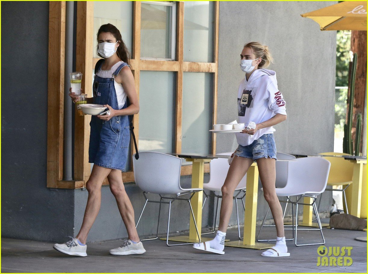 Cara Delevingne Grabs Lunch with Her BFF Margaret Qualley Photo 1295853 Photo Gallery Just