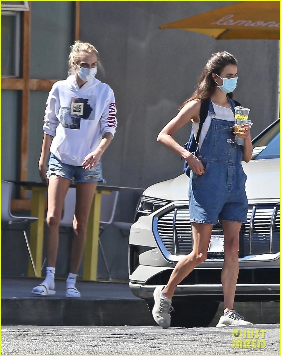 Cara Delevingne Grabs Lunch with Her BFF Margaret Qualley Photo 1295863 Photo Gallery Just