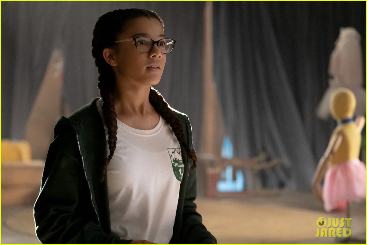 learn more about the baby sitters club actress malia baker 01
