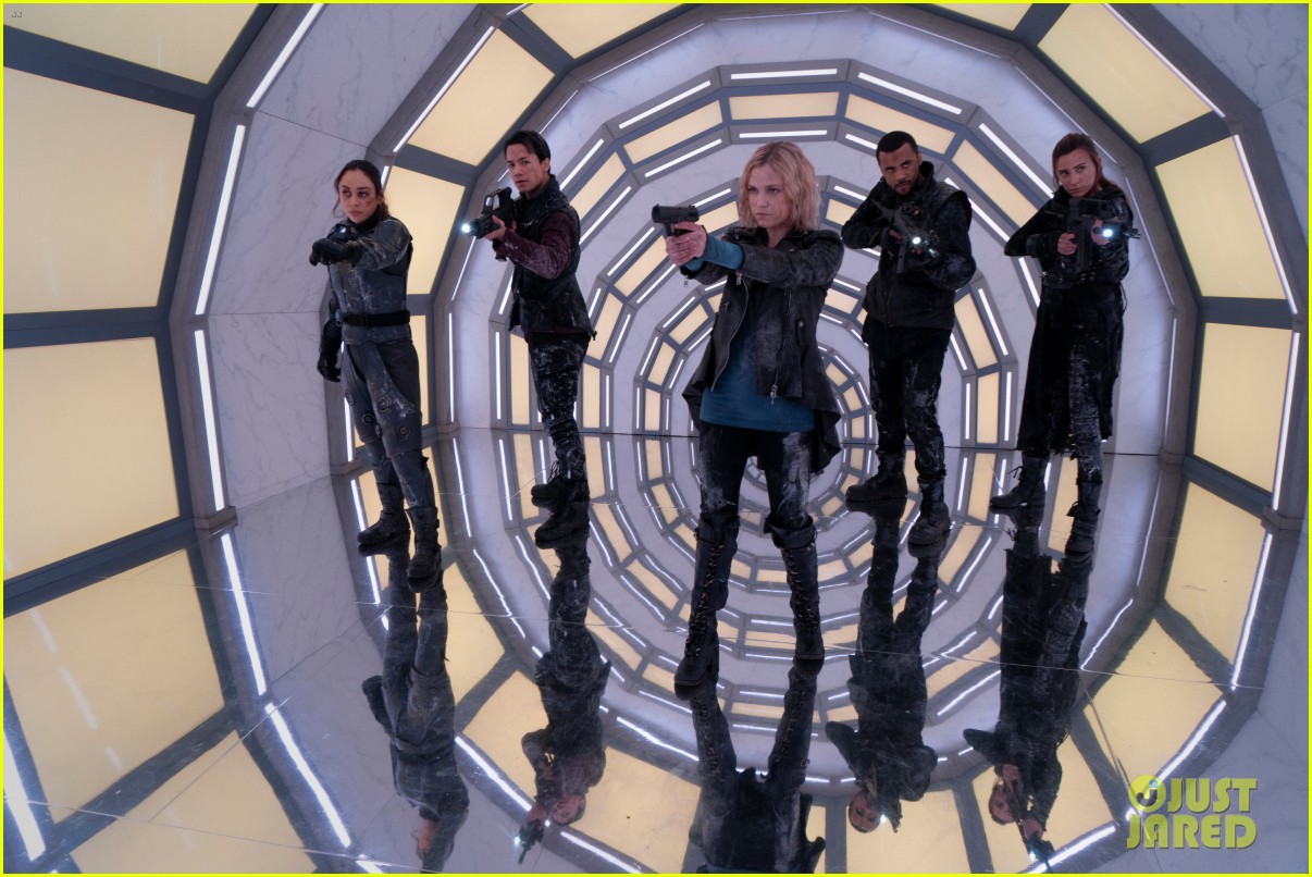 Full Sized Photo of the 100 goes back in time for prequel backdoor