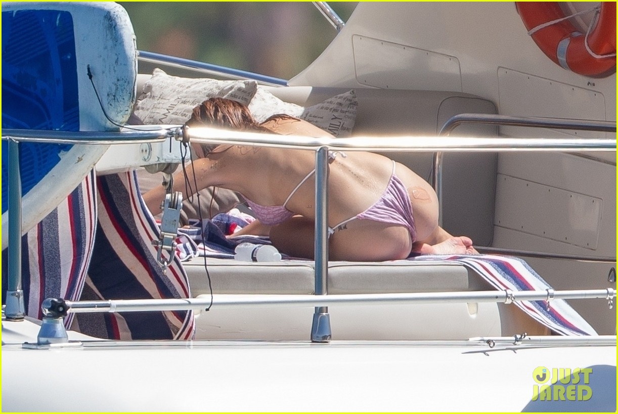 bella thorne pink bikini vacation with benjamin mascolo 13