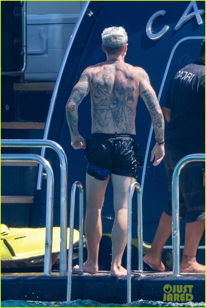 bella thorne pink bikini vacation with benjamin mascolo 14