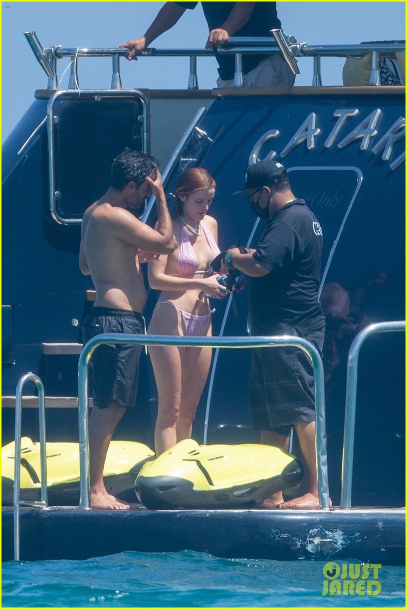 bella thorne pink bikini vacation with benjamin mascolo 30