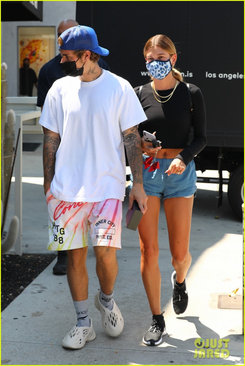 Justin Bieber Holds Hands With Hailey After A Tuesday Lunch Date Photo 1297313 Photo Gallery