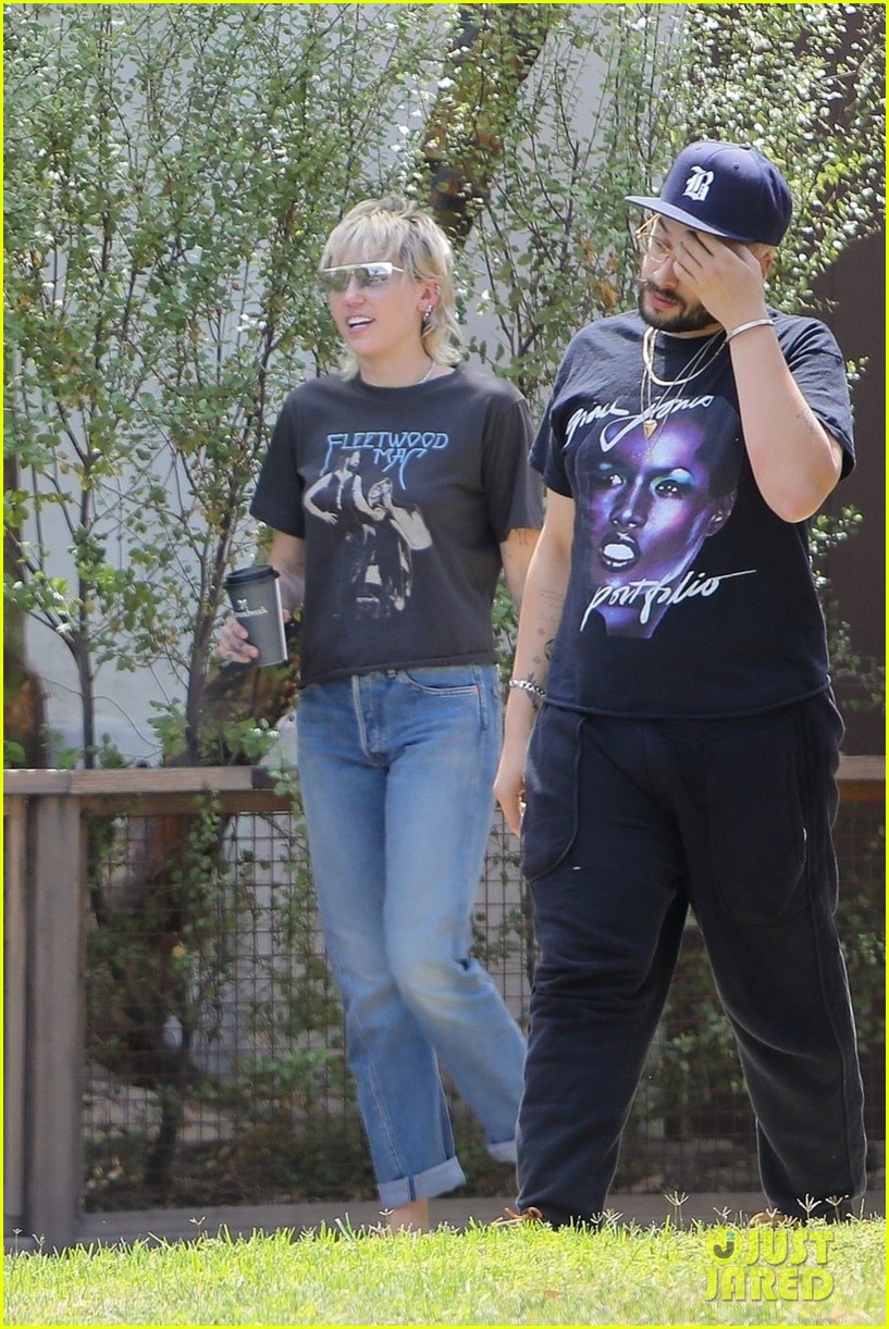 Miley Cyrus Hangs Out with a Friend After Splitting Up with Cody
