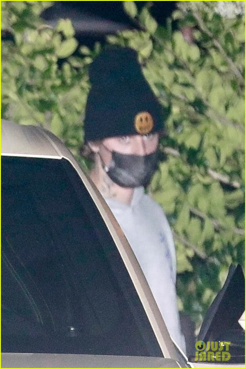 Hailey & Justin Bieber Head Home After Dinner at Nobu | Photo 1299264