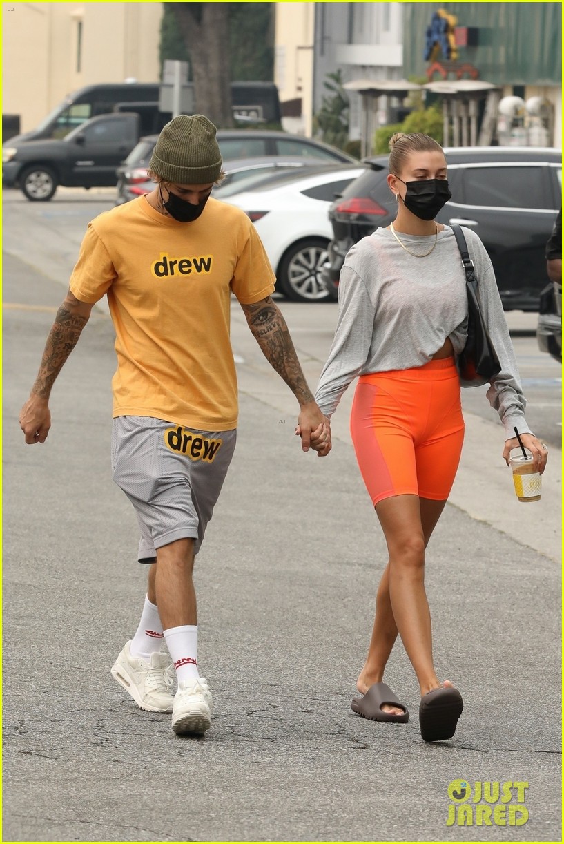 justin bieber hailey bieber go to pilates 28