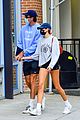 kaia gerber jacob elordi holding hands in nyc 01