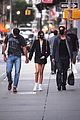 jacob elordi kaia gerber hold hands nyc night out 04