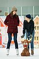 kristen stewart meets her girlfriends family in happiest season first look 02