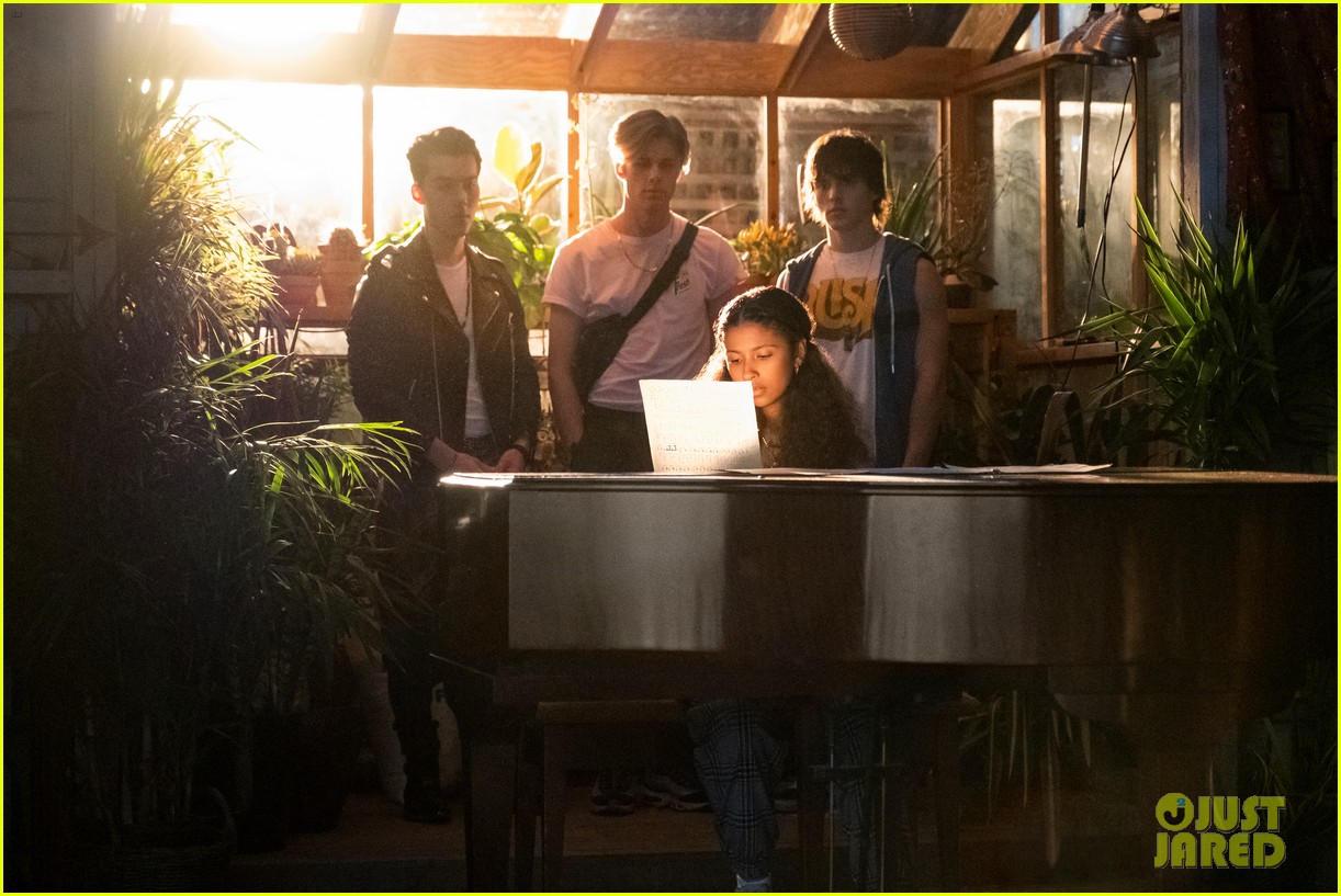 get to know madison reyes the star of julie and the phantoms 03