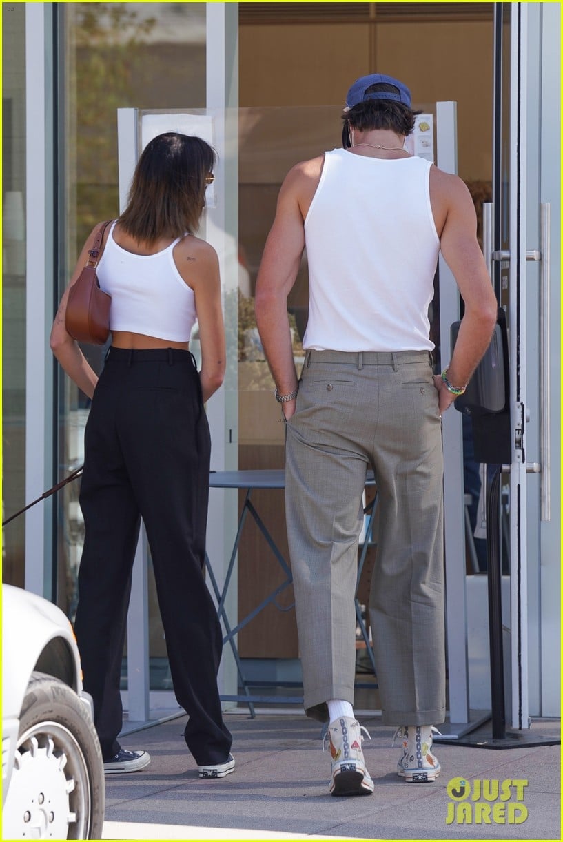 Jacob Elordi & Kaia Gerber Wear Coordinating Outfits While Out in