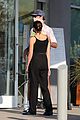 jacob elordi kaia gerber wait for their lunch 29