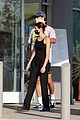 jacob elordi kaia gerber wait for their lunch 33