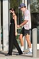 jacob elordi kaia gerber wait for their lunch 35