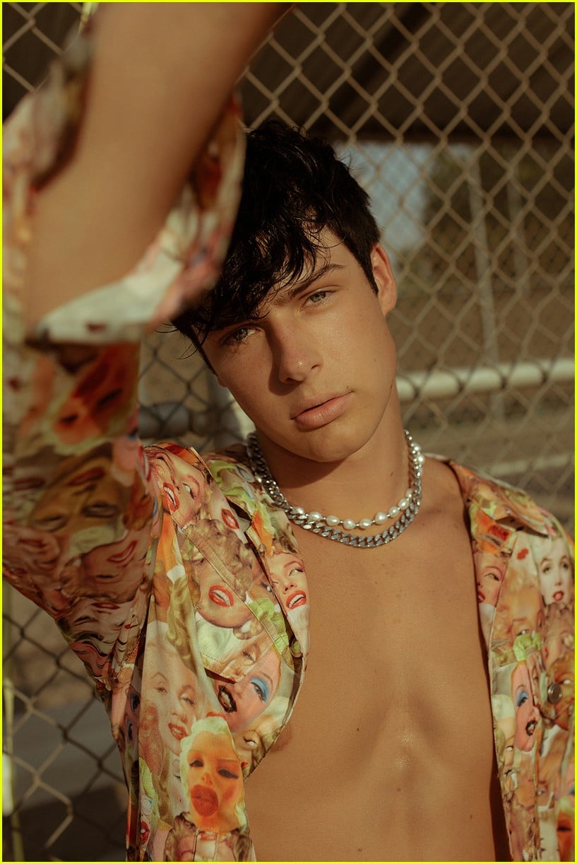 Blake Gray Goes Shirtless For New Magazine Feature Photo 1301454